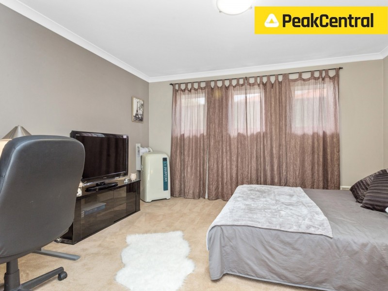 2/14 Ellesmere Circuit, Success WA 6164