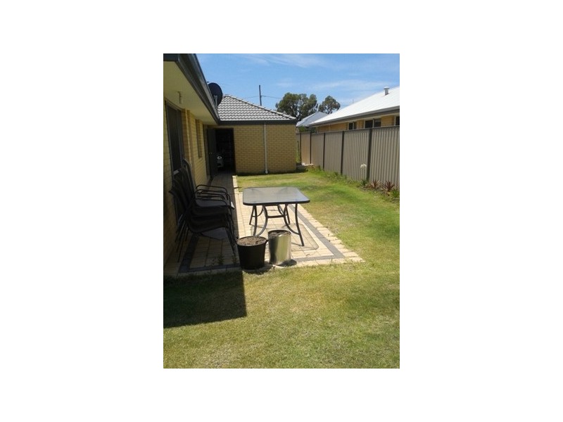 324 Lyon Road, Aubin Grove WA 6164
