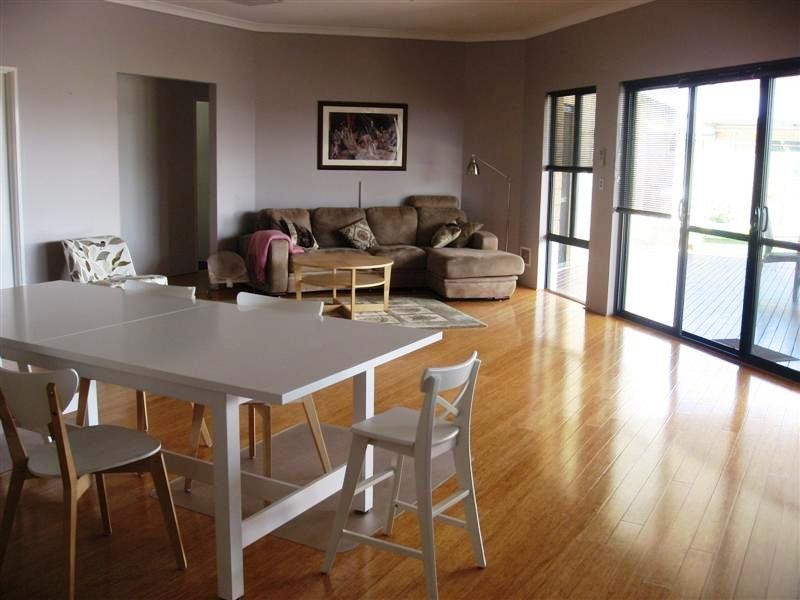 18 Patchouli Circle, Atwell WA 6164