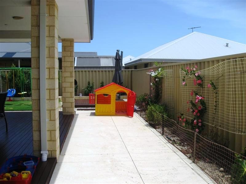 18 Patchouli Circle, Atwell WA 6164