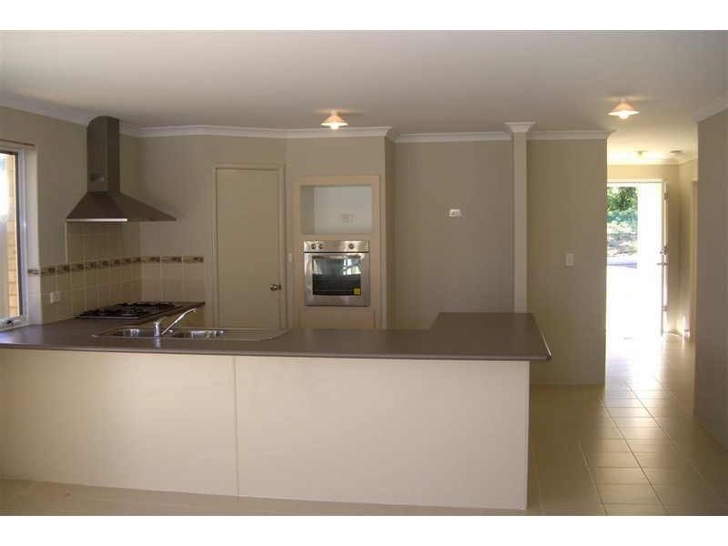 14 Abingdon Crescent, Wellard WA 6170