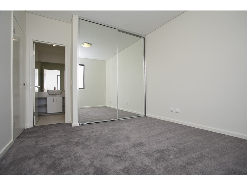 106/10 Sleeper Lane, Cockburn Central WA 6164