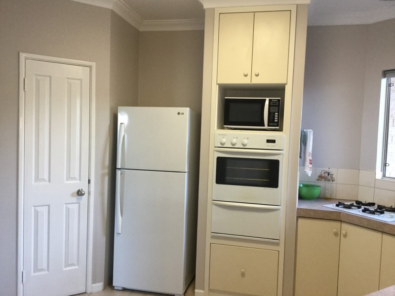 3/2 Peel Road, Coogee WA 6166