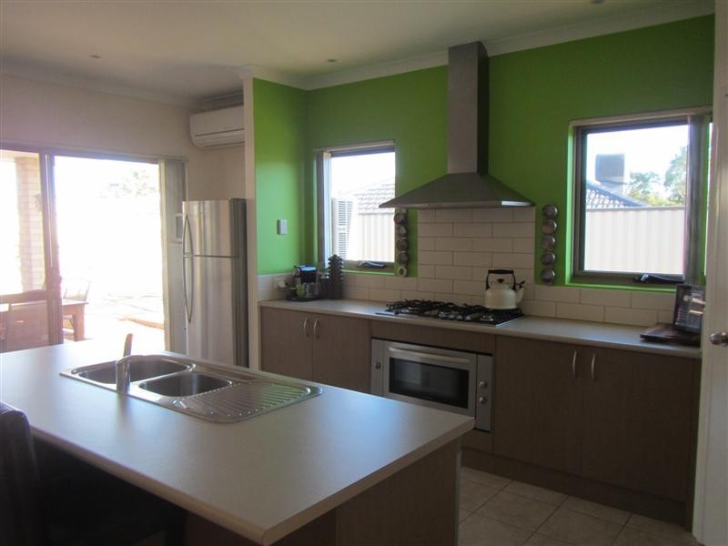 4 Foothill Close, Aubin Grove WA 6164