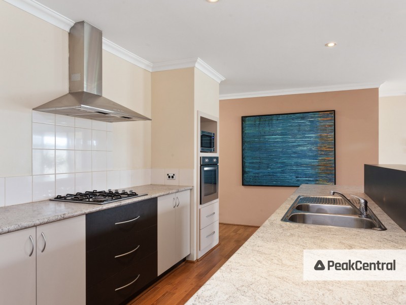 16 Florida Green, Success WA 6164