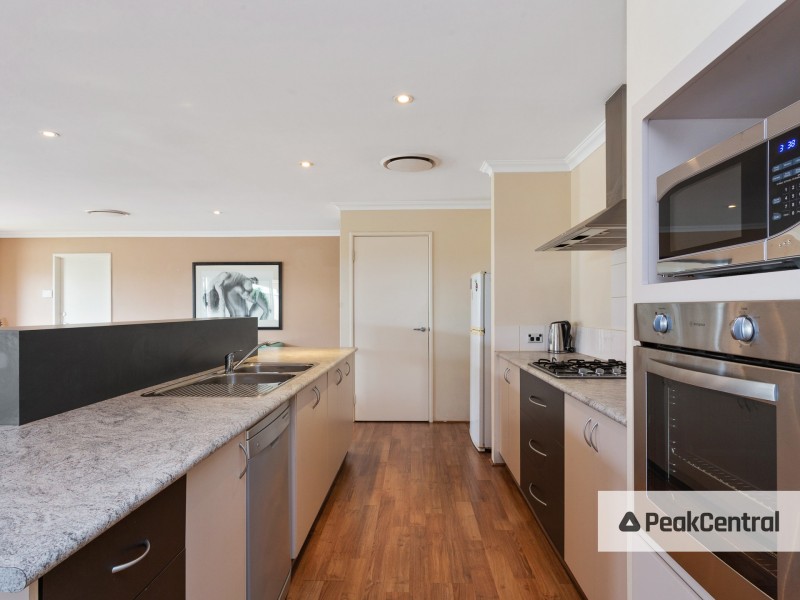 16 Florida Green, Success WA 6164