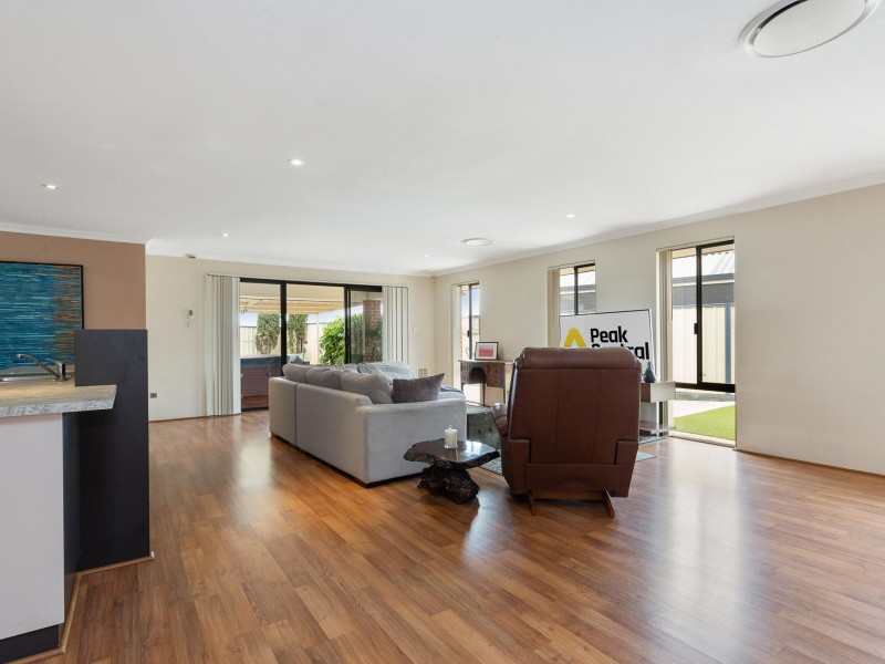 16 Florida Green, Success WA 6164