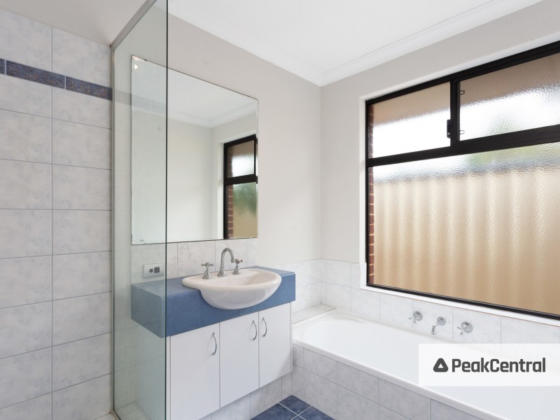 16 Florida Green, Success WA 6164