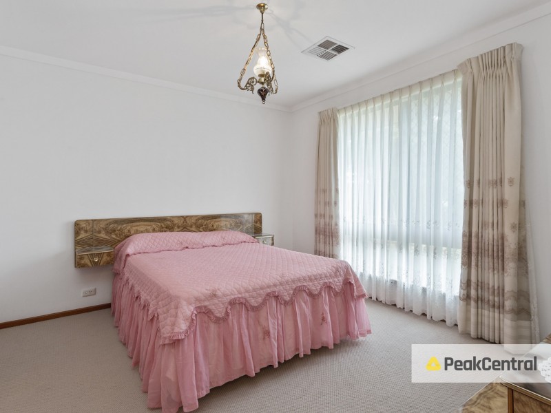 1 Thackeray Street, Spearwood WA 6163