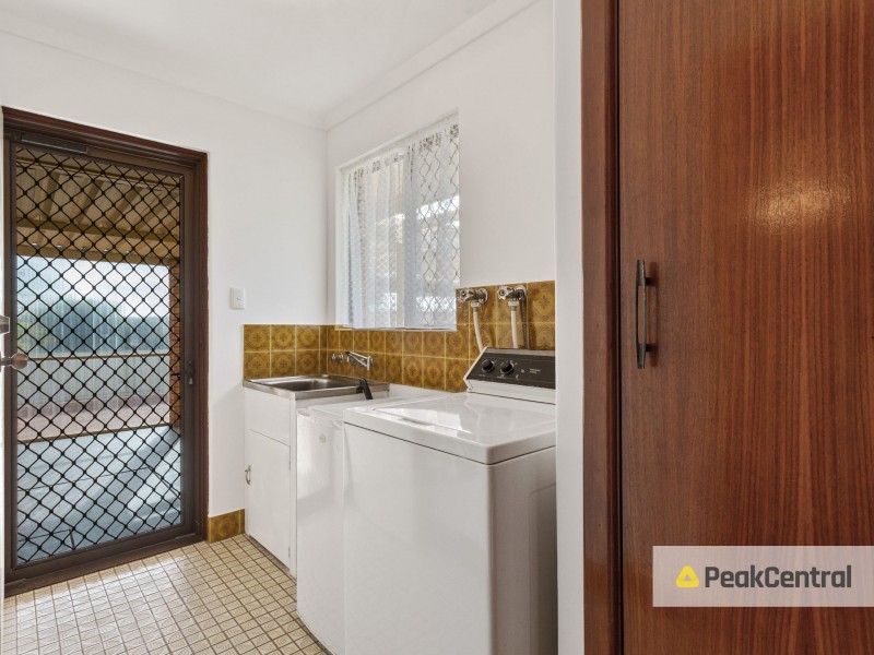 1 Thackeray Street, Spearwood WA 6163