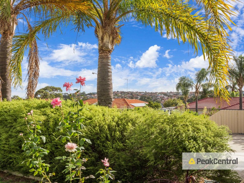 1 Thackeray Street, Spearwood WA 6163