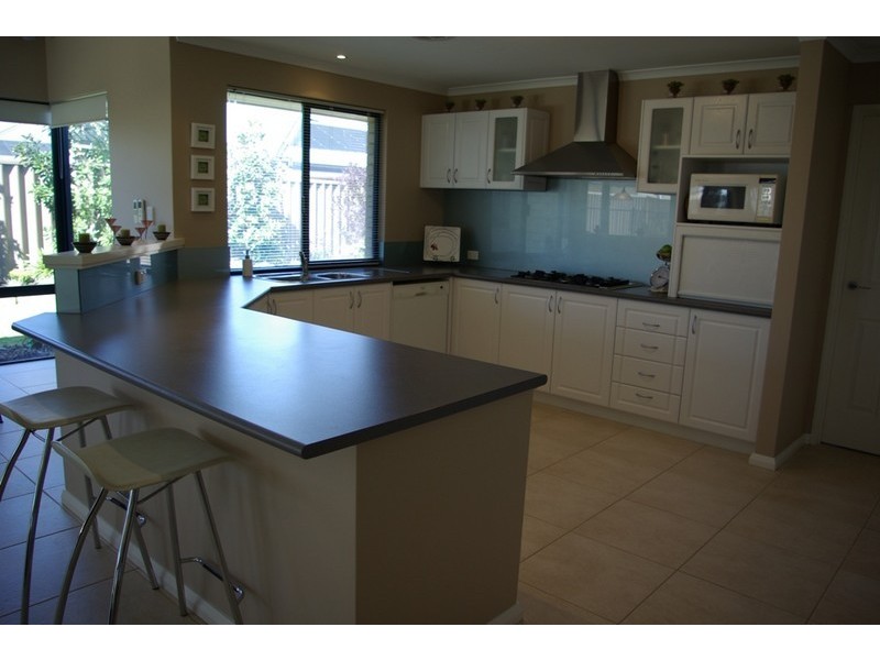 3 Harmony Avenue, Atwell WA 6164