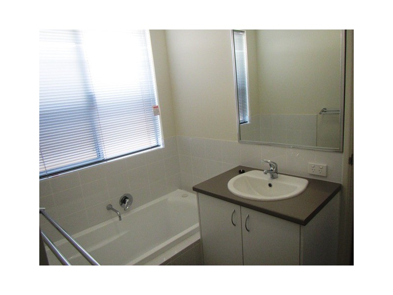 20 McLaren Avenue, Beeliar WA 6164