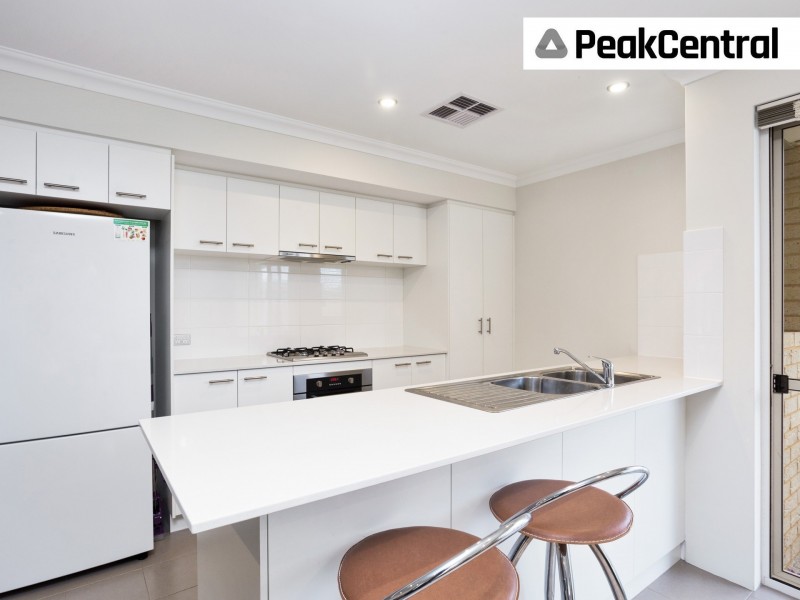 1/27 Barfield Road, Hammond Park WA 6164