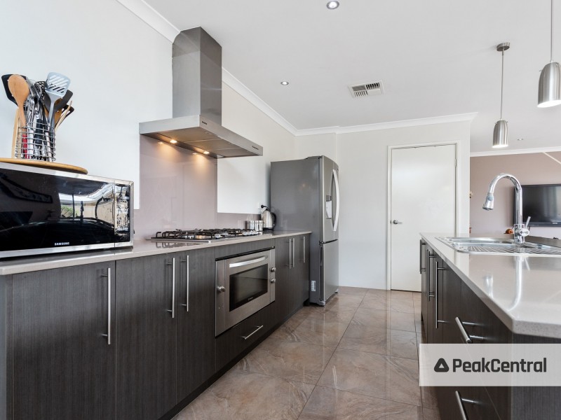 52 Kesiya Turn, Aubin Grove WA 6164