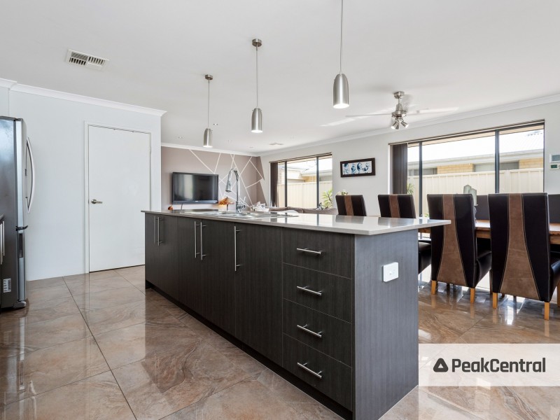 52 Kesiya Turn, Aubin Grove WA 6164