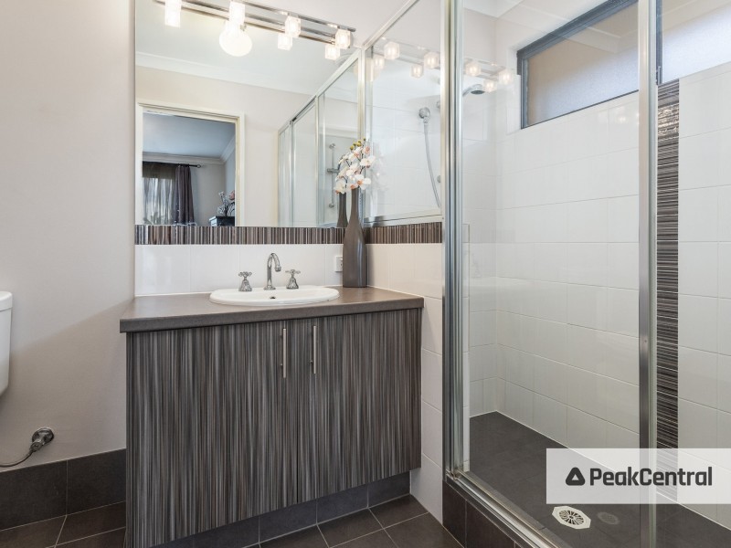 52 Kesiya Turn, Aubin Grove WA 6164