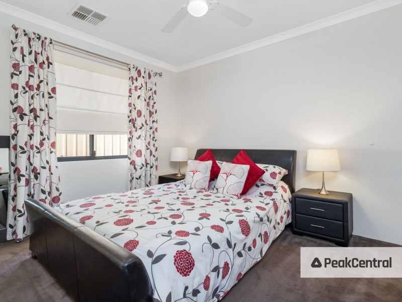 52 Kesiya Turn, Aubin Grove WA 6164