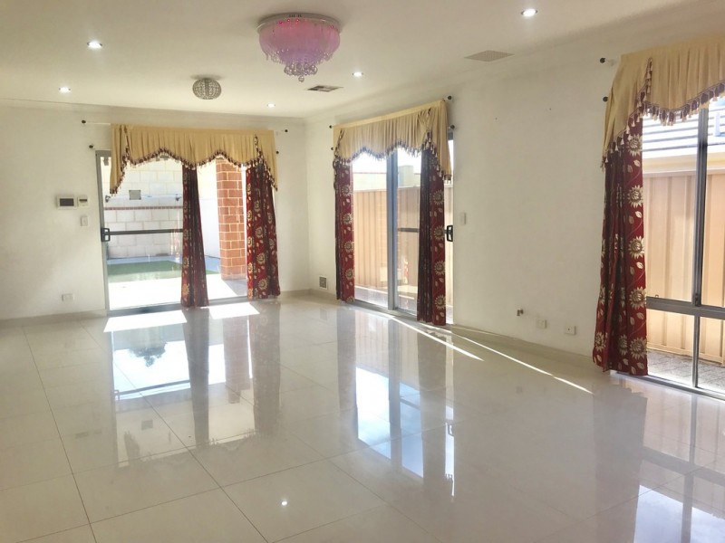 65 Kesiya Turn, Aubin Grove WA 6164