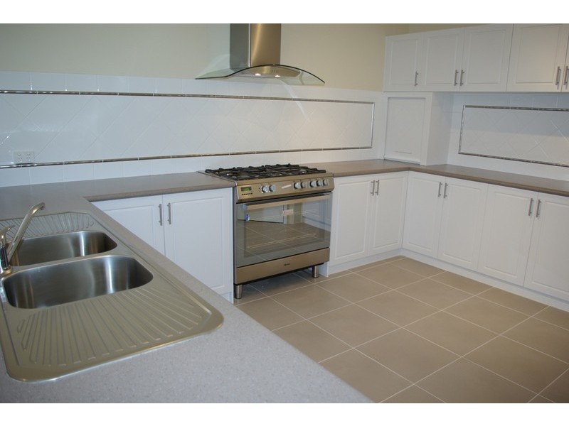 19 Kinloch Pass, Aubin Grove WA 6164