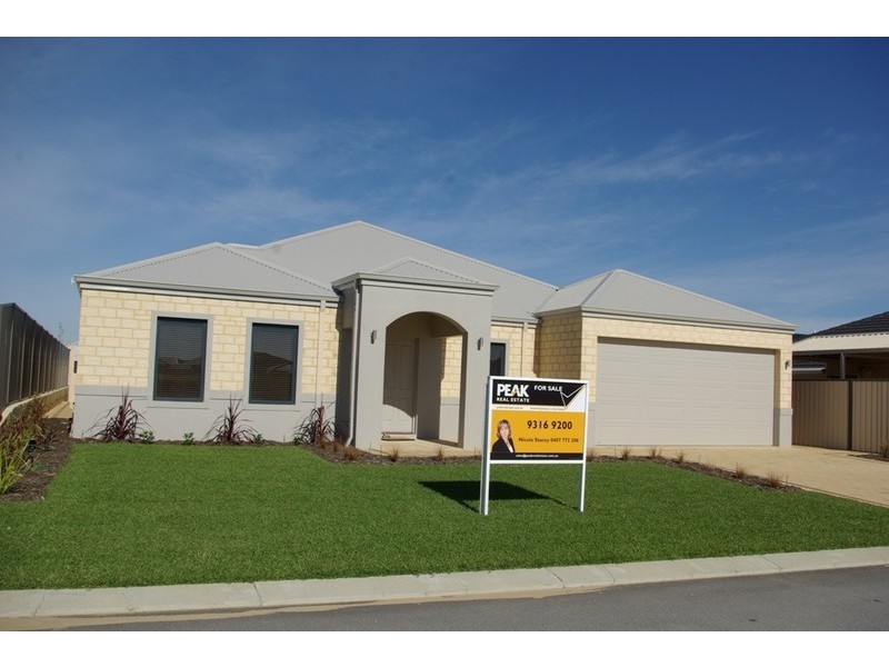 19 Kinloch Pass, Aubin Grove WA 6164