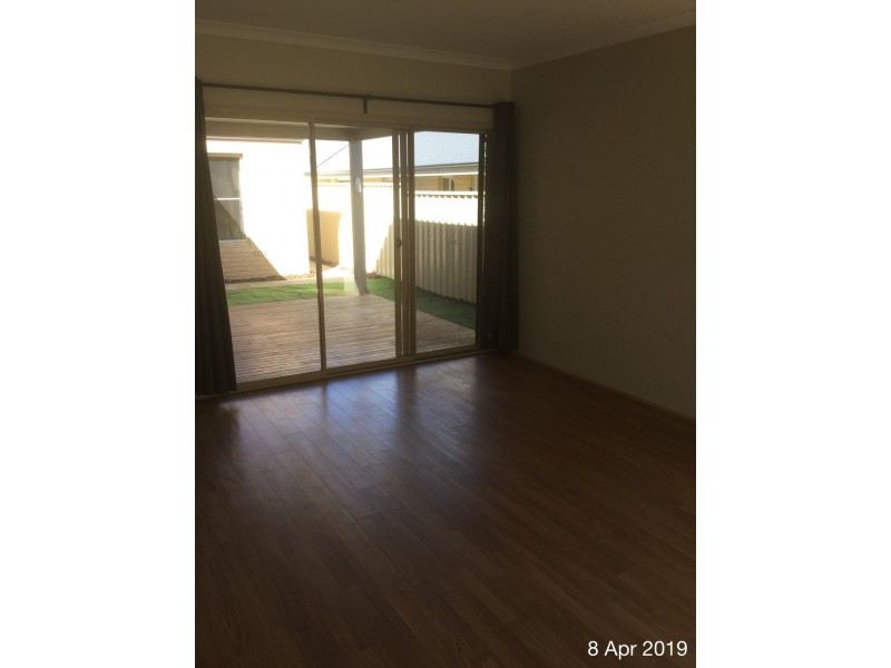 12 Grasstree Lane, Success WA 6164