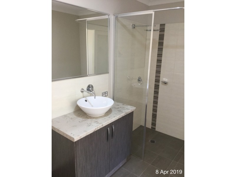 12 Grasstree Lane, Success WA 6164