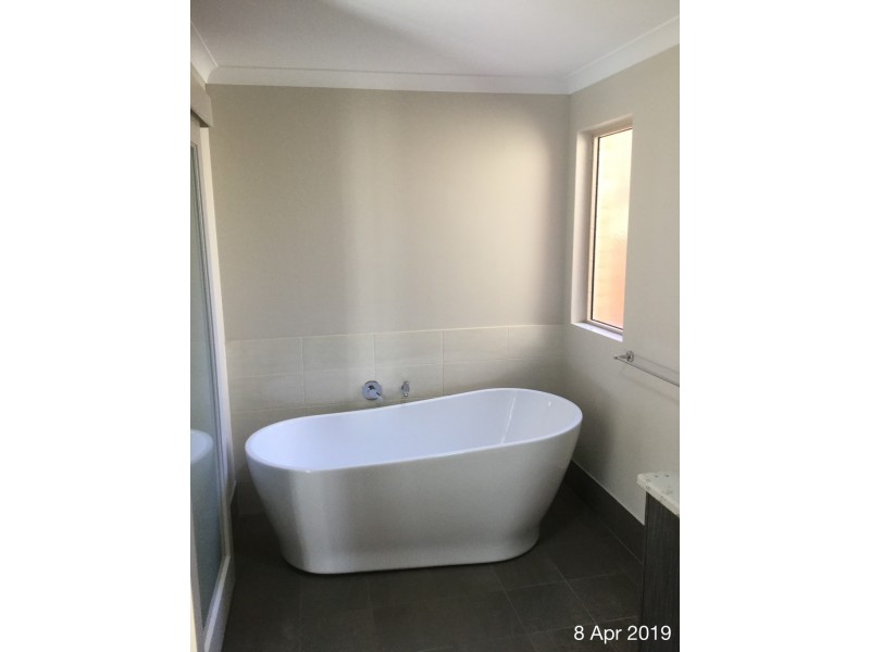 12 Grasstree Lane, Success WA 6164