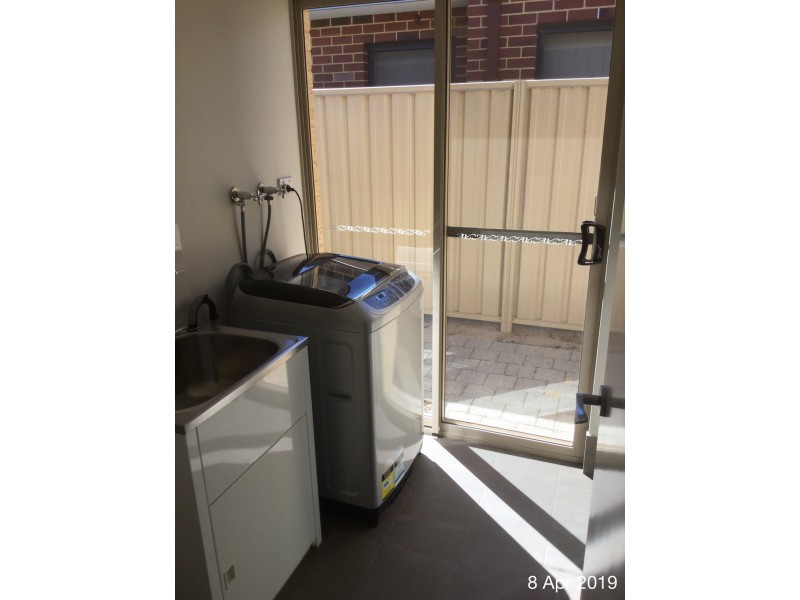 12 Grasstree Lane, Success WA 6164