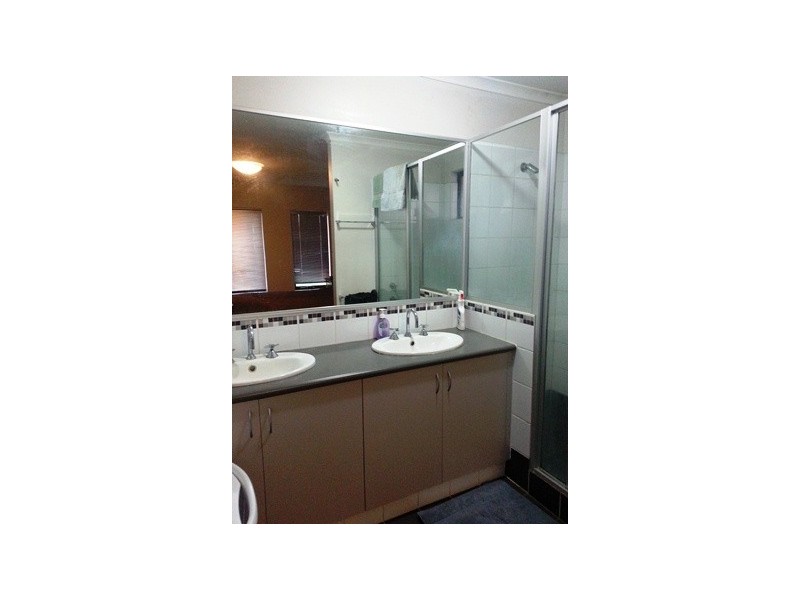 6 Horton Brace, Success WA 6164