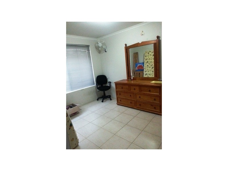 6 Horton Brace, Success WA 6164