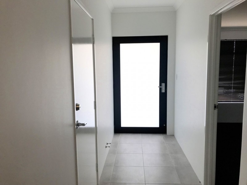 14 Morwell Entrance, Wandi WA 6167