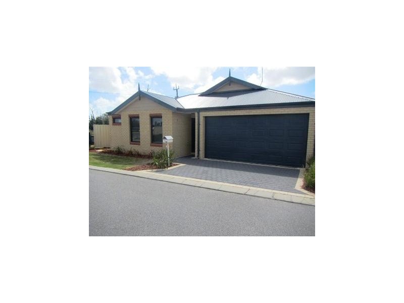 1 Biara Lane, Success WA 6164