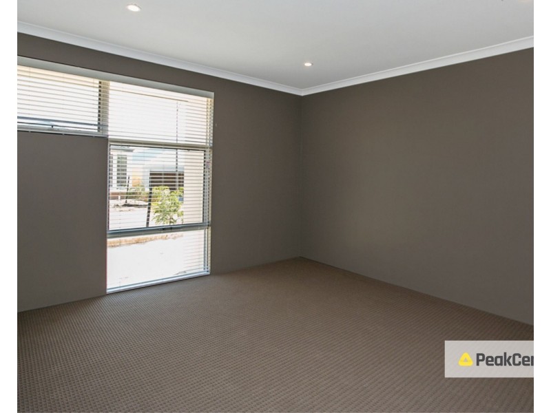 32 Needlewood Loop, Wandi WA 6167