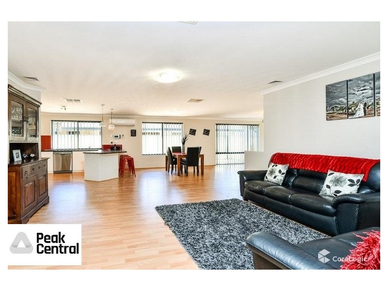 13 Baumea Turn, Hammond Park WA 6164