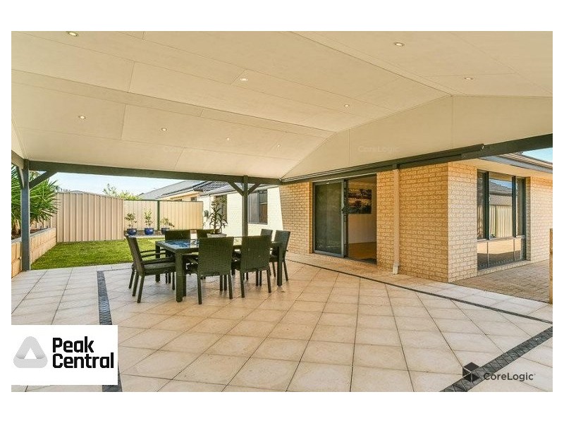 13 Baumea Turn, Hammond Park WA 6164