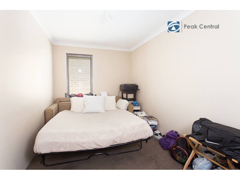 8 St Joseph Fairway, Success WA 6164