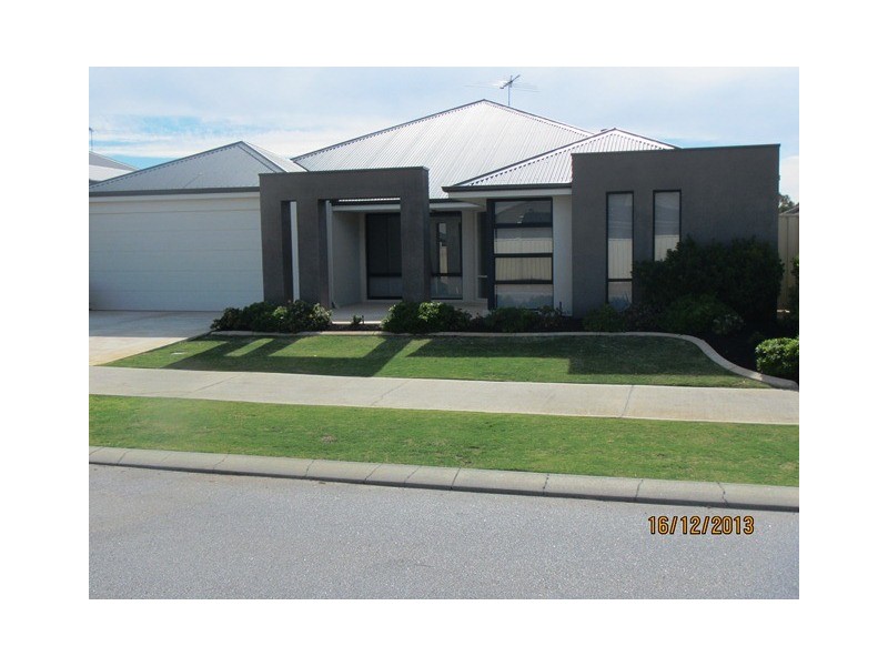 43 Suttor Drive, Success WA 6164