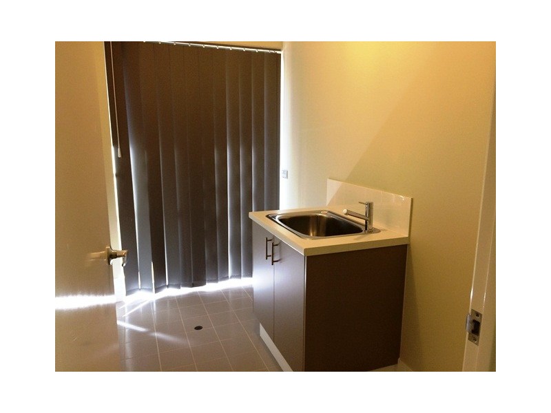 11 Trusty Way, Piara Waters WA 6112