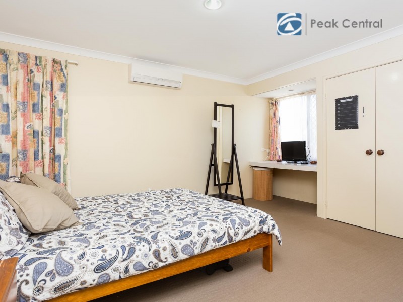 9 Fowler Row, Leeming WA 6149