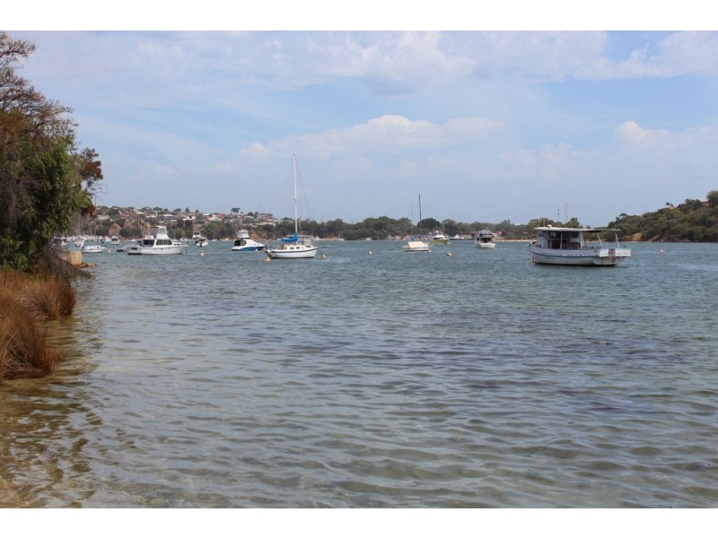 33B Milne Street, Bicton WA 6157