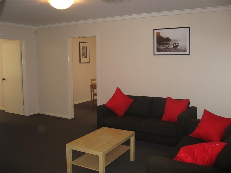 41 Davies Crescent, Kardinya WA 6163