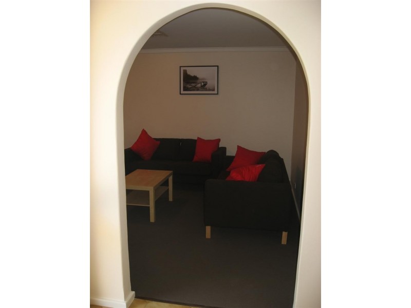 41 Davies Crescent, Kardinya WA 6163