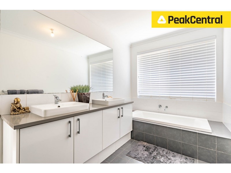 55 Coogee Road, Munster WA 6166