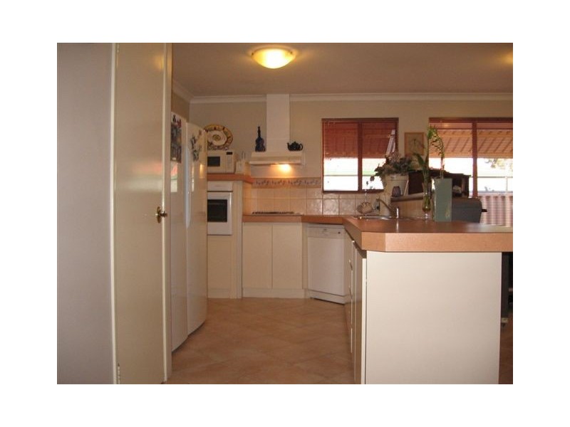 14  Brown Crescent, Seville Grove WA 6112