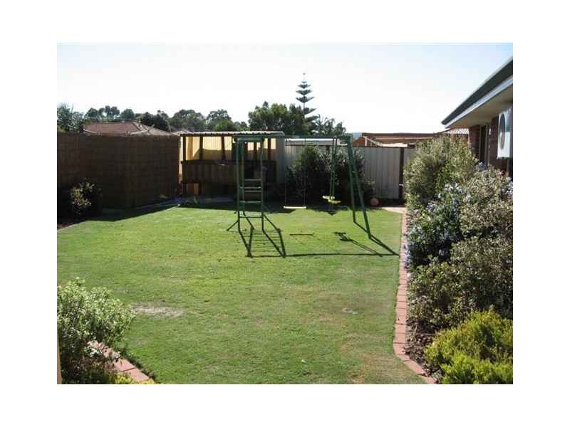14  Brown Crescent, Seville Grove WA 6112
