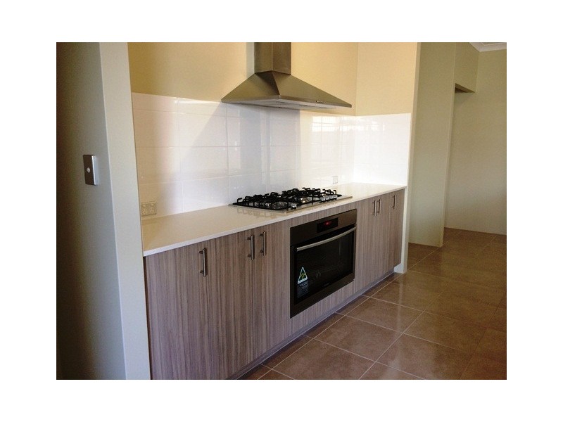 11 Trusty Way, Piara Waters WA 6112