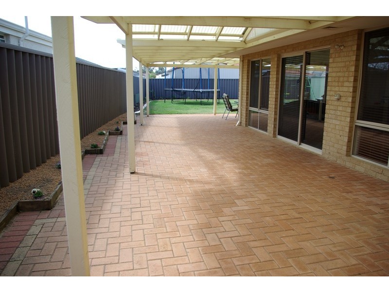 92 Lydon Blvd, Atwell WA 6164