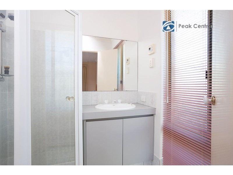 18 Seabrook Place, Success WA 6164