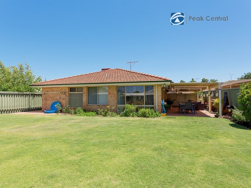 18 Seabrook Place, Success WA 6164